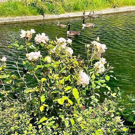 Amazing Location - City Of London- 2 Bedroom Stunning Canal View House With Private Garden,Parking & Balcony Luaran gambar