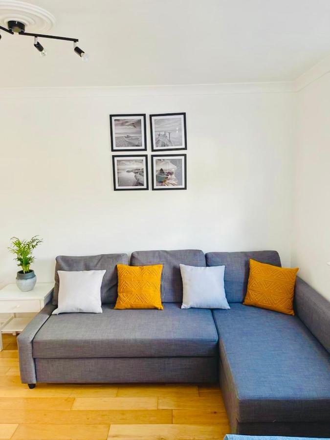 Amazing Location - City Of London- 2 Bedroom Stunning Canal View House With Private Garden,Parking & Balcony Luaran gambar
