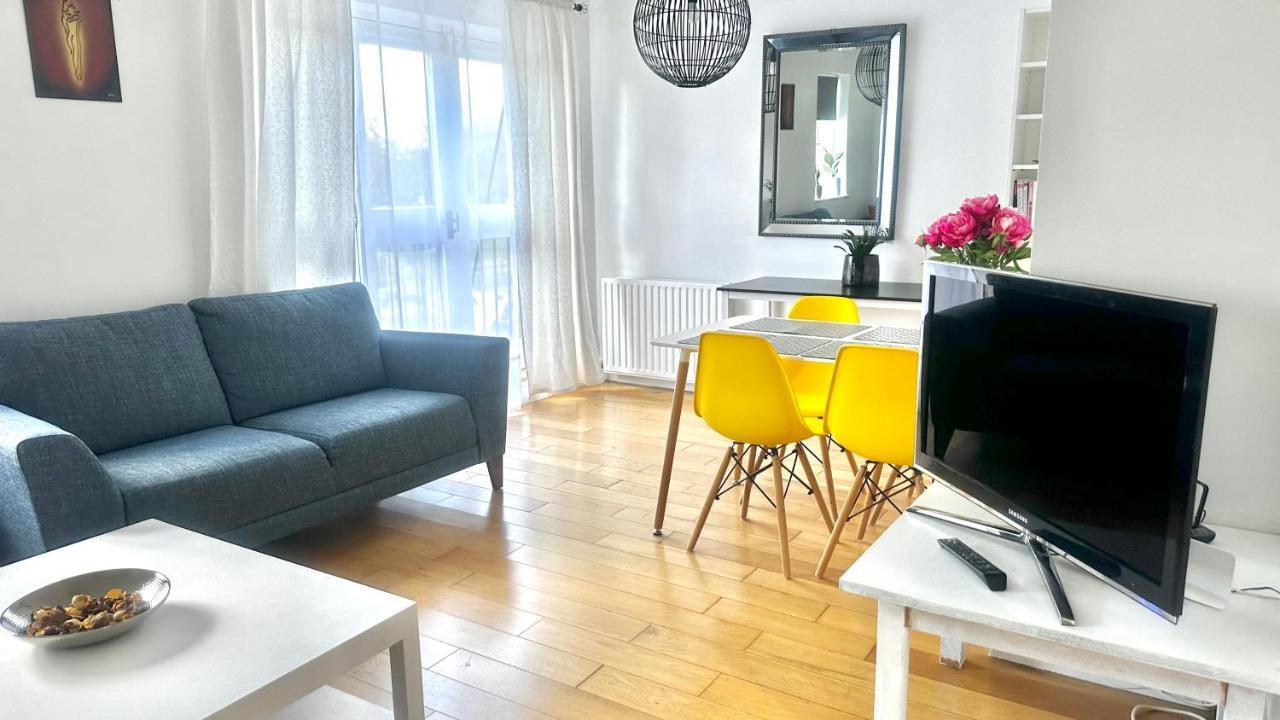 Amazing Location - City Of London- 2 Bedroom Stunning Canal View House With Private Garden,Parking & Balcony Luaran gambar