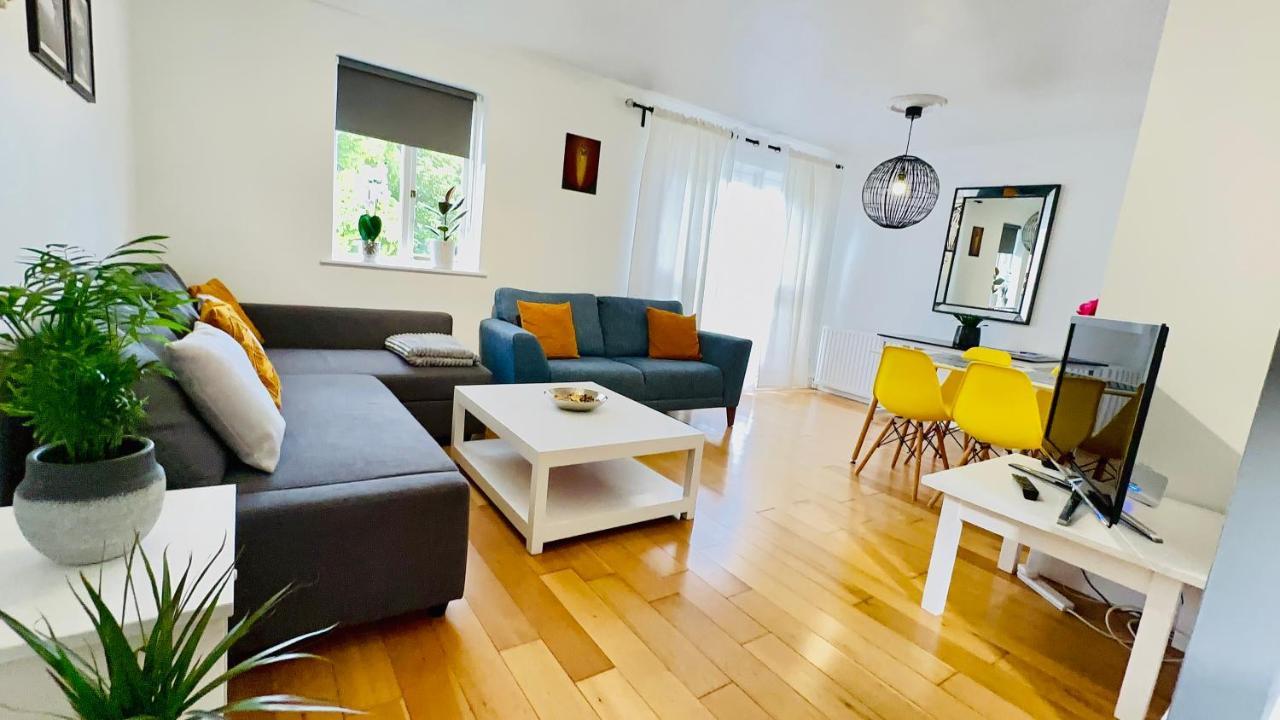 Amazing Location - City Of London- 2 Bedroom Stunning Canal View House With Private Garden,Parking & Balcony Luaran gambar