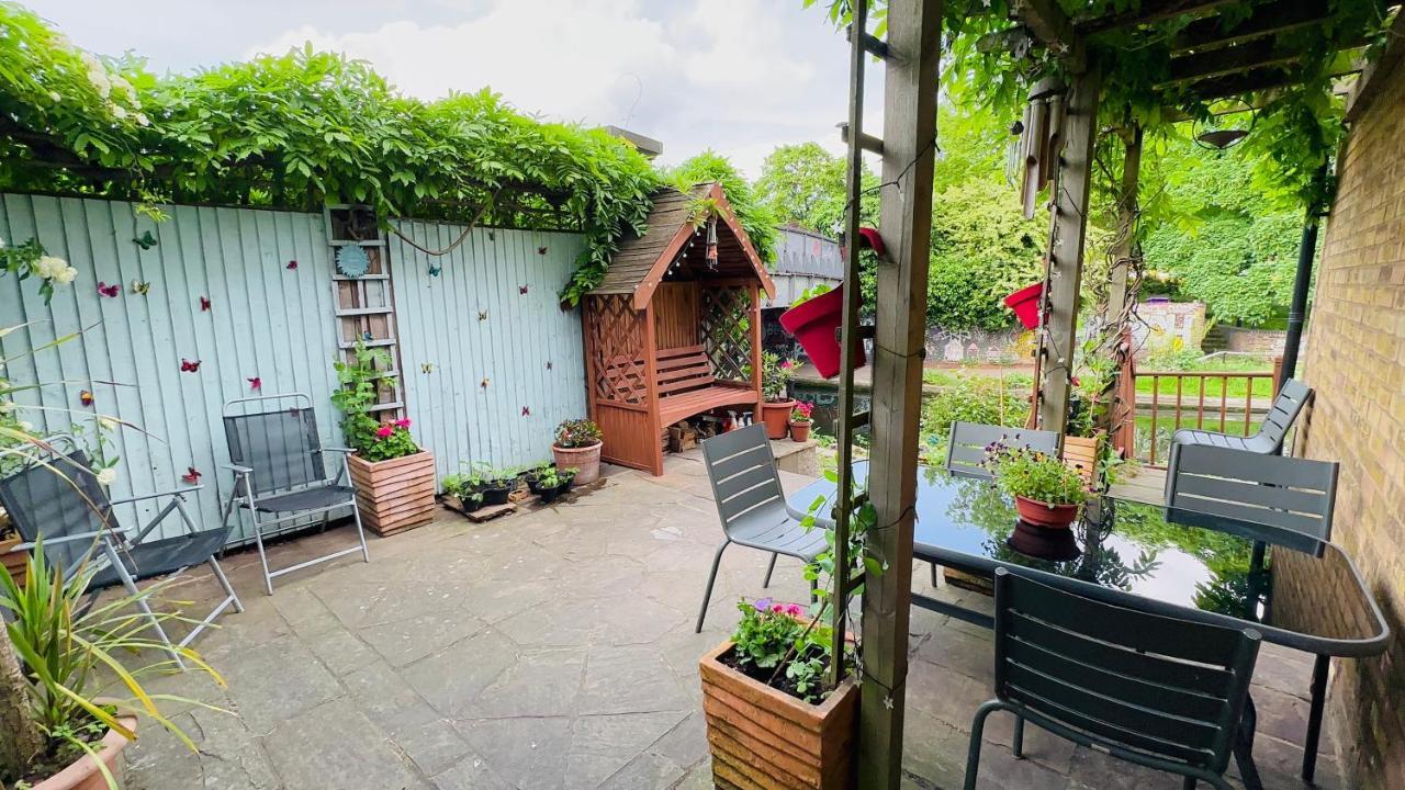 Amazing Location - City Of London- 2 Bedroom Stunning Canal View House With Private Garden,Parking & Balcony Luaran gambar