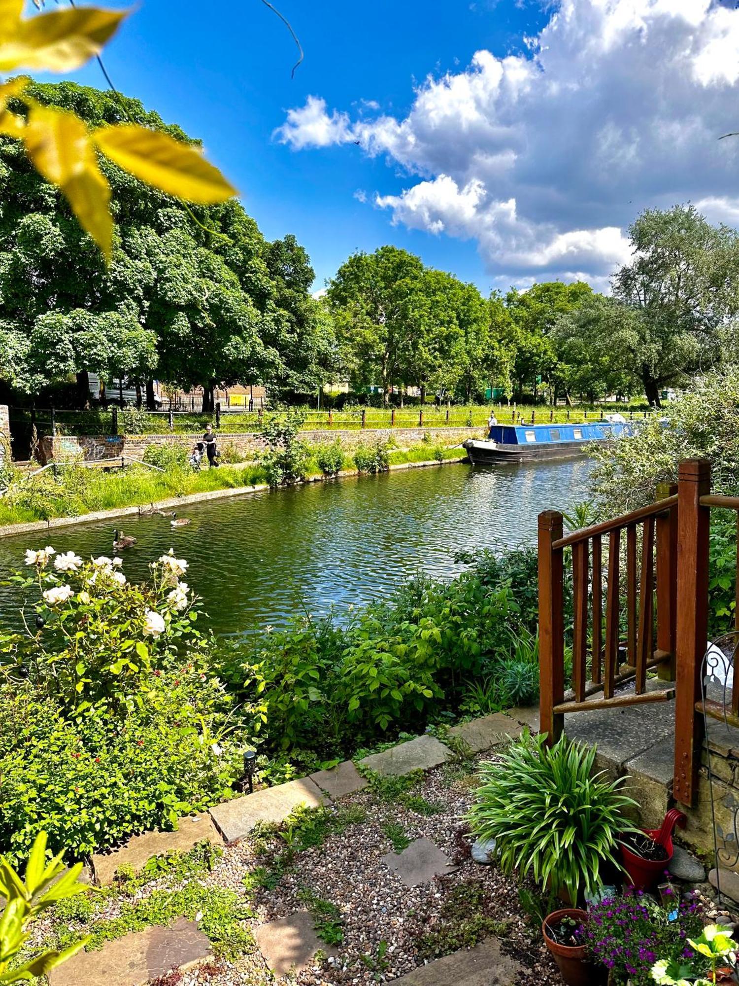 Amazing Location - City Of London- 2 Bedroom Stunning Canal View House With Private Garden,Parking & Balcony Luaran gambar