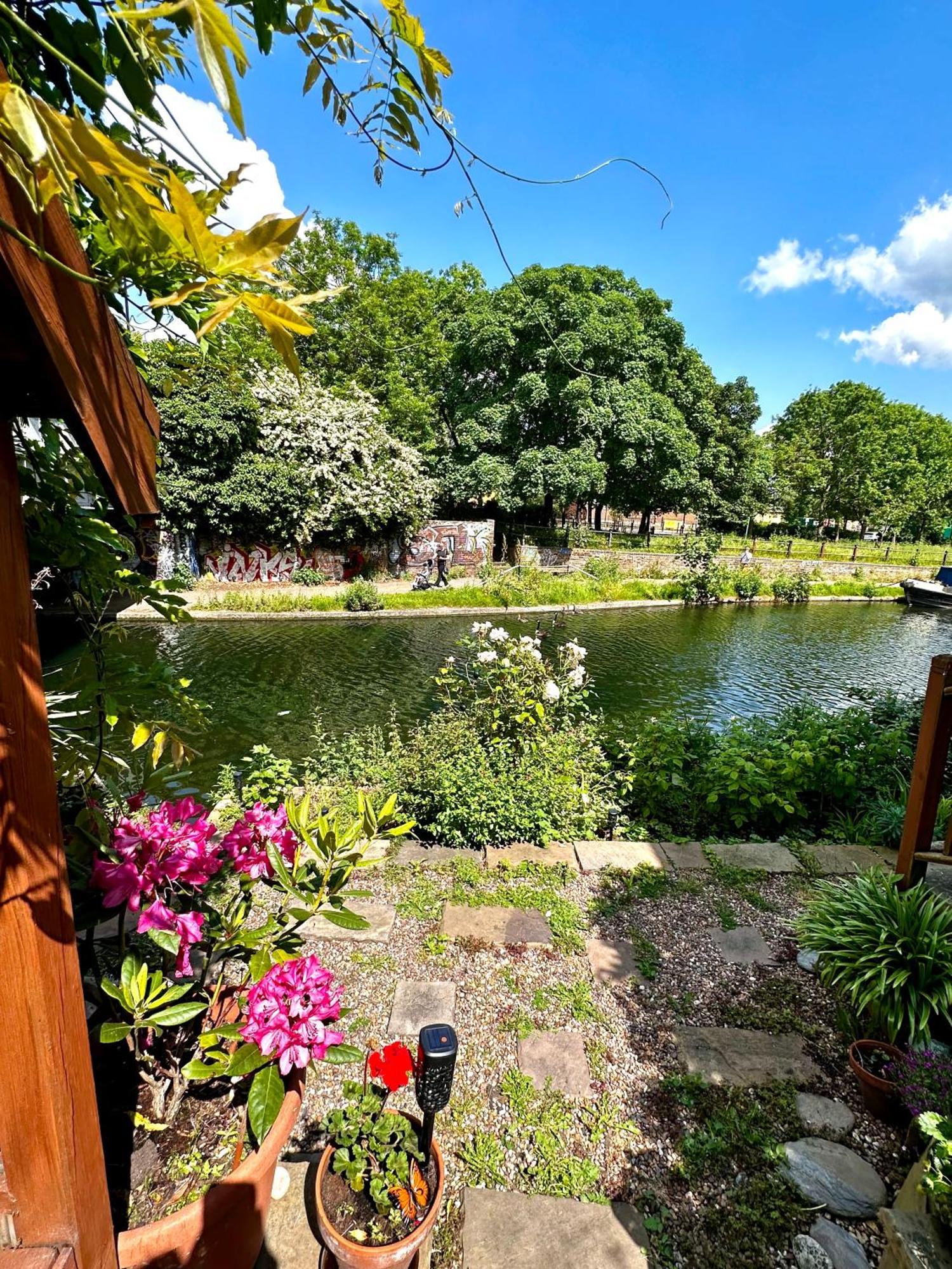 Amazing Location - City Of London- 2 Bedroom Stunning Canal View House With Private Garden,Parking & Balcony Luaran gambar