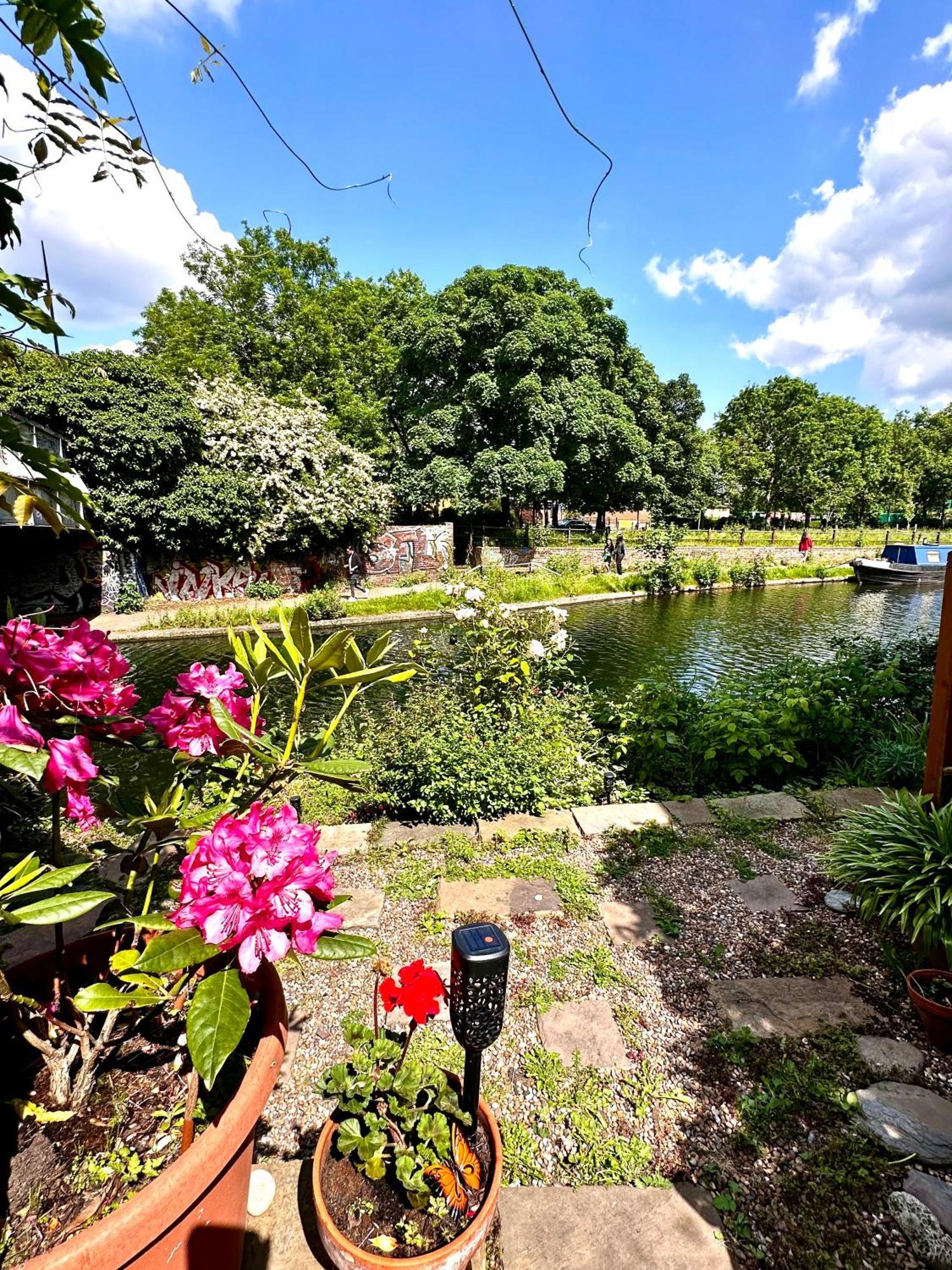 Amazing Location - City Of London- 2 Bedroom Stunning Canal View House With Private Garden,Parking & Balcony Luaran gambar
